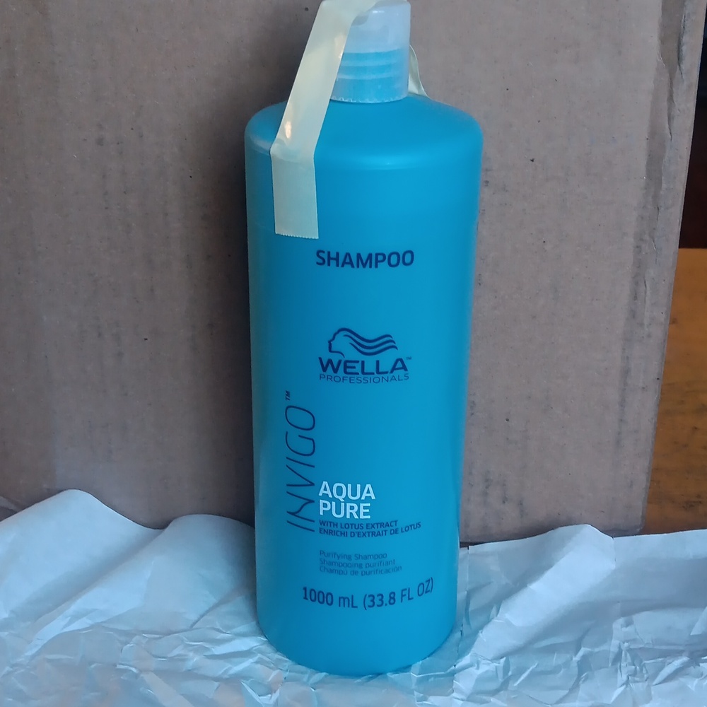 Wella Professionals shampoo liter